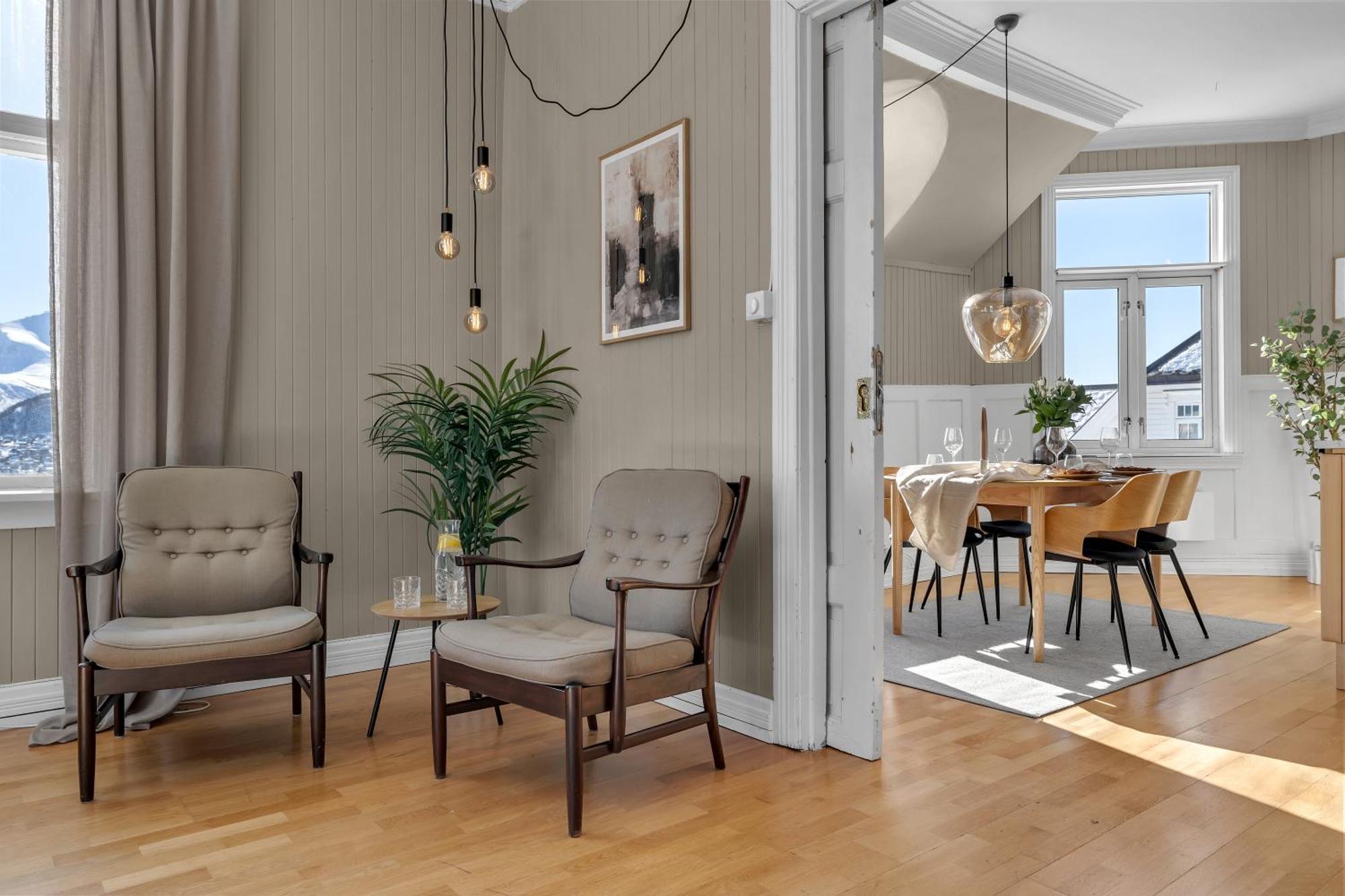 Lovely City Center Apartment With Amazing Views And Free Parking! Тромсьо Екстериор снимка