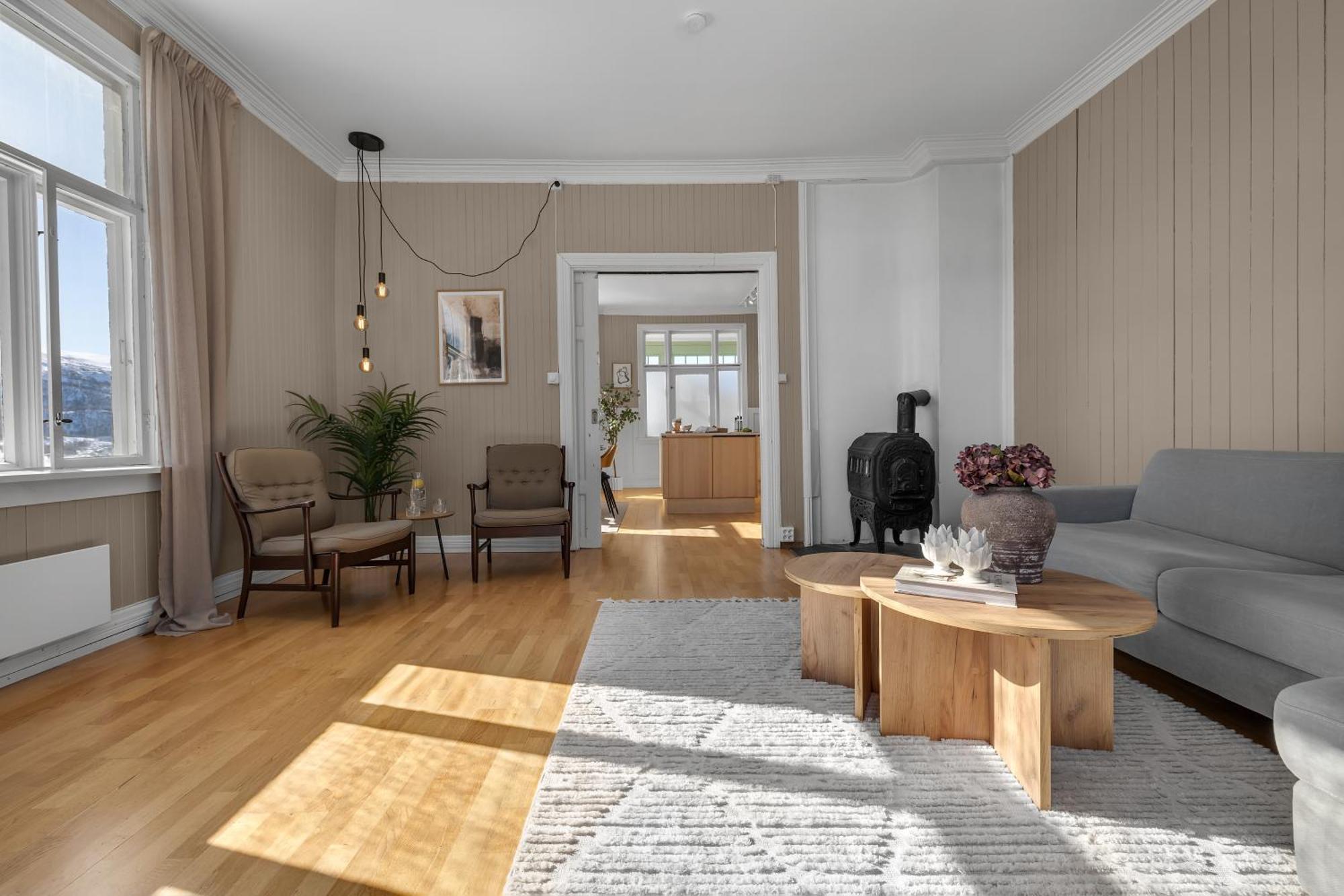 Lovely City Center Apartment With Amazing Views And Free Parking! Тромсьо Екстериор снимка