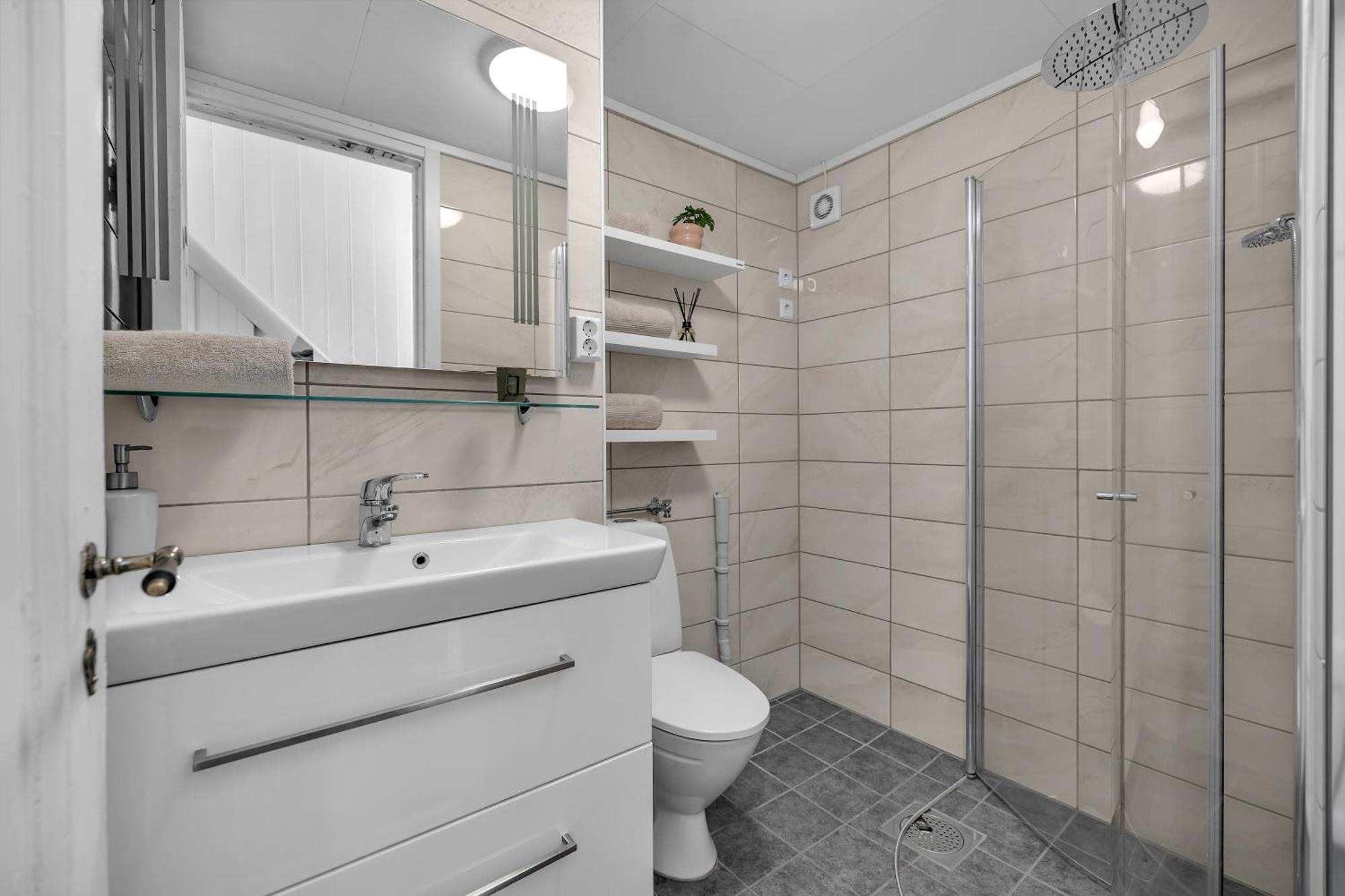 Lovely City Center Apartment With Amazing Views And Free Parking! Тромсьо Екстериор снимка