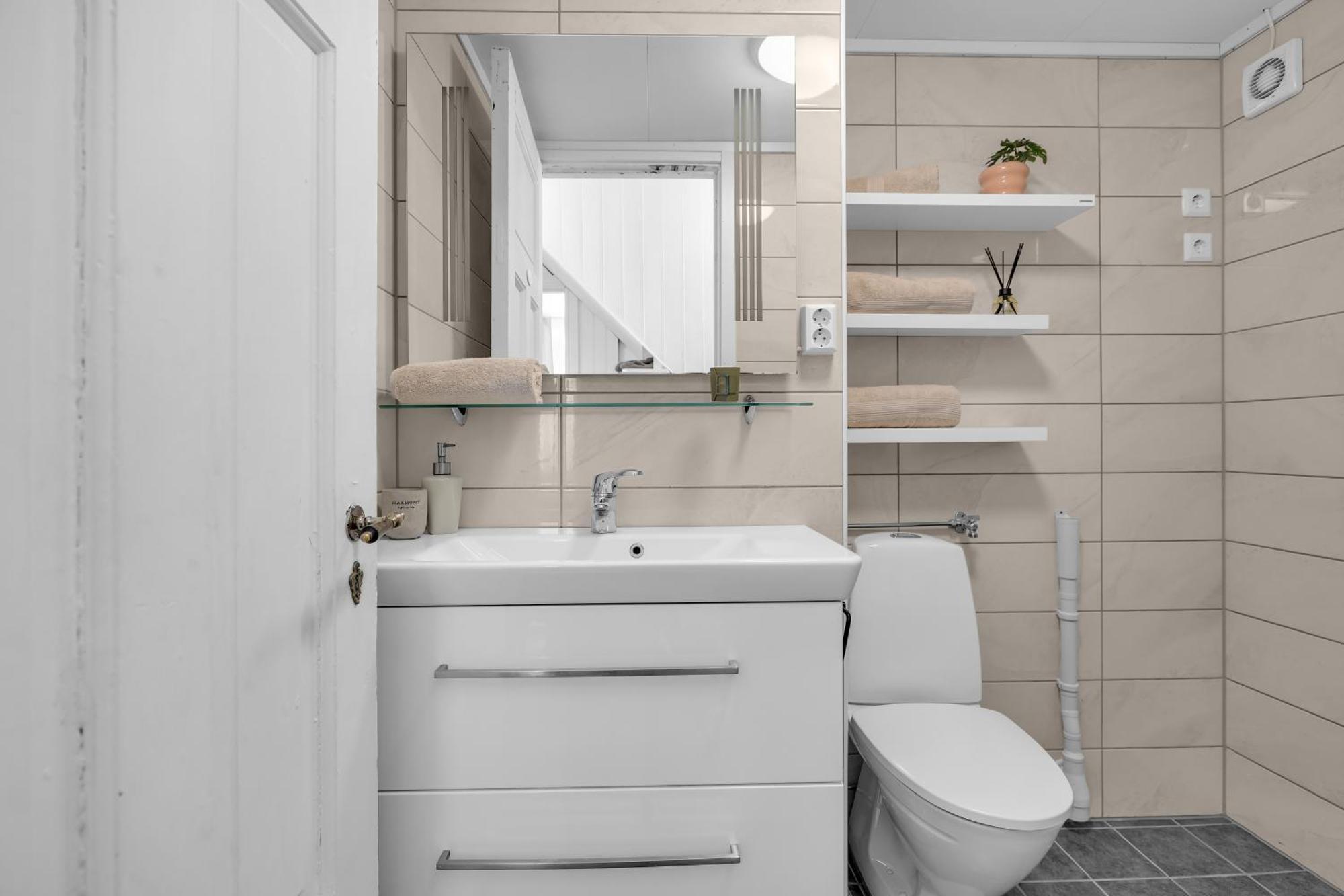 Lovely City Center Apartment With Amazing Views And Free Parking! Тромсьо Екстериор снимка